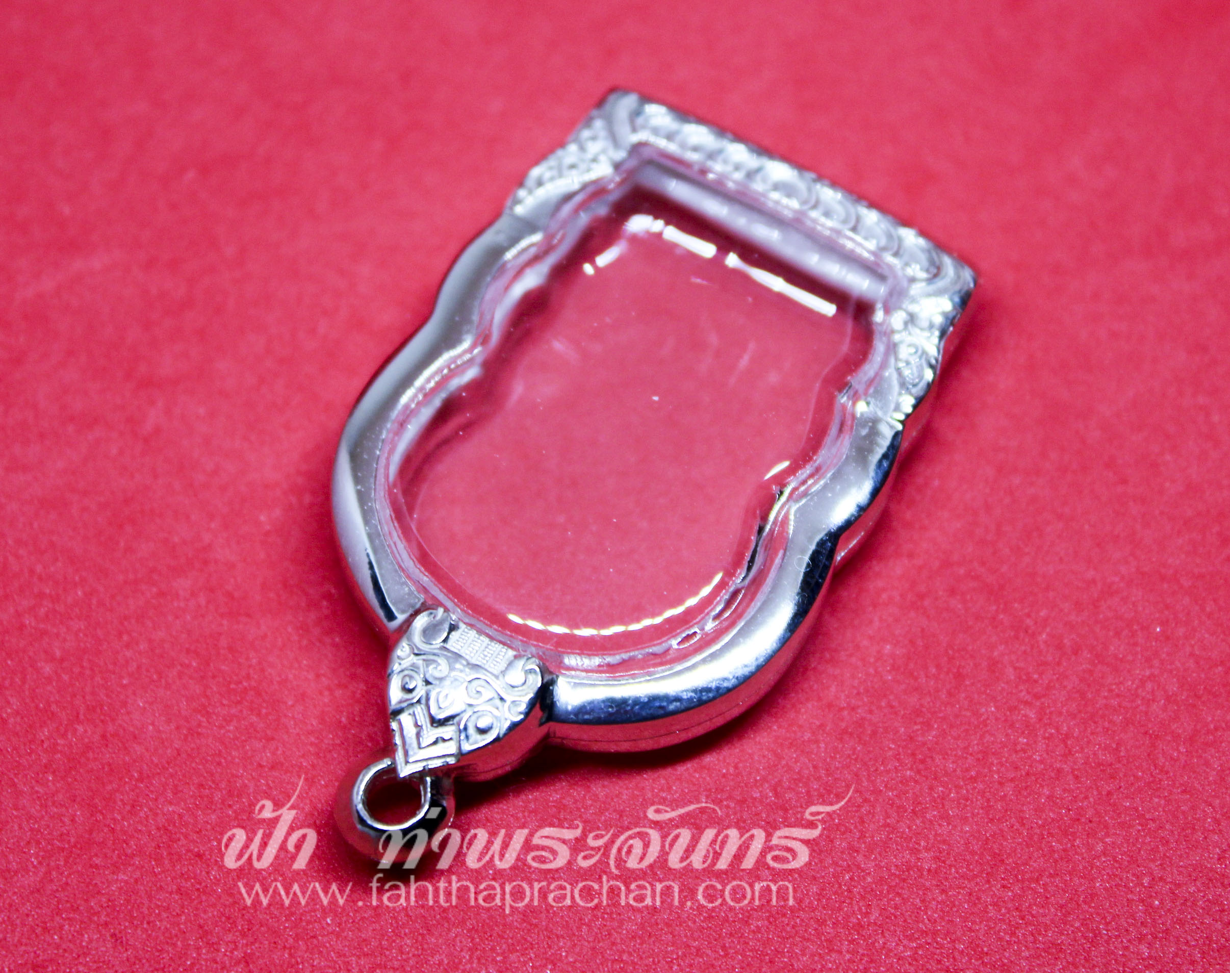 ตลับเหรียญนั่งพาน เงินขัดเงา