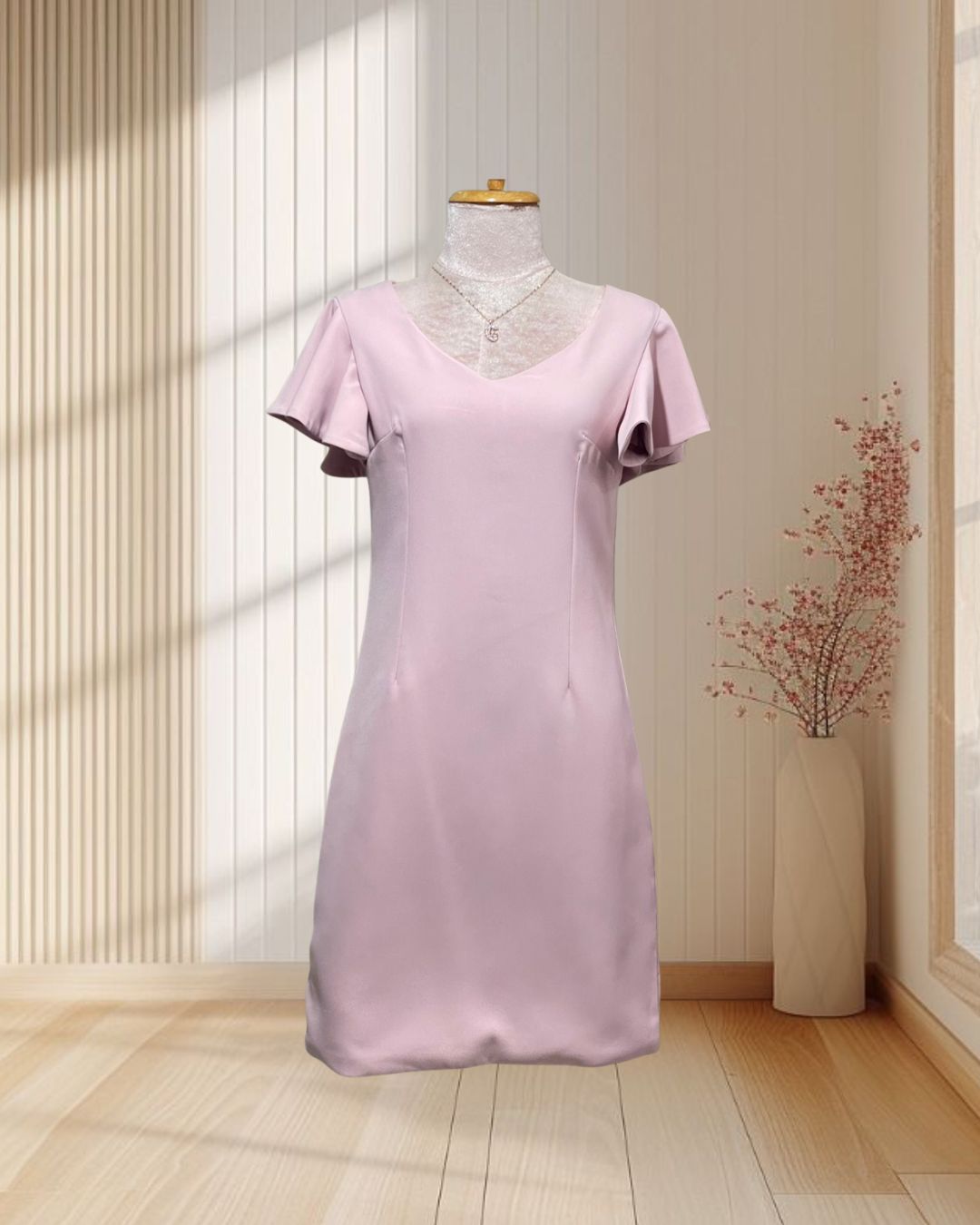 ราตรีสั้นสีชมพู แต่งแขนระบาย เรียบๆฟีลคุณนาย ไซส์ S