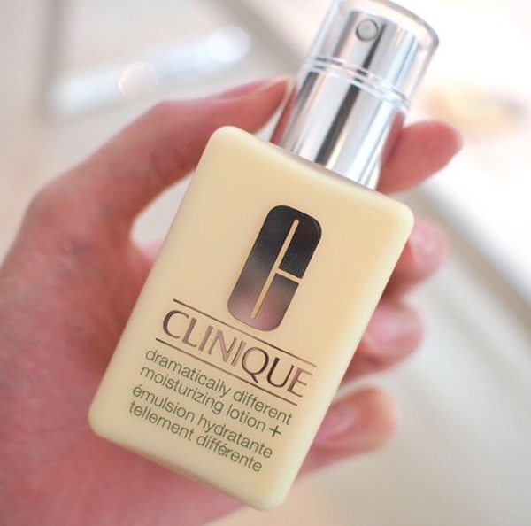บำรุงผิวคลีนิค Clinique Dramatically Different Moisturizing Lotion 125ml
