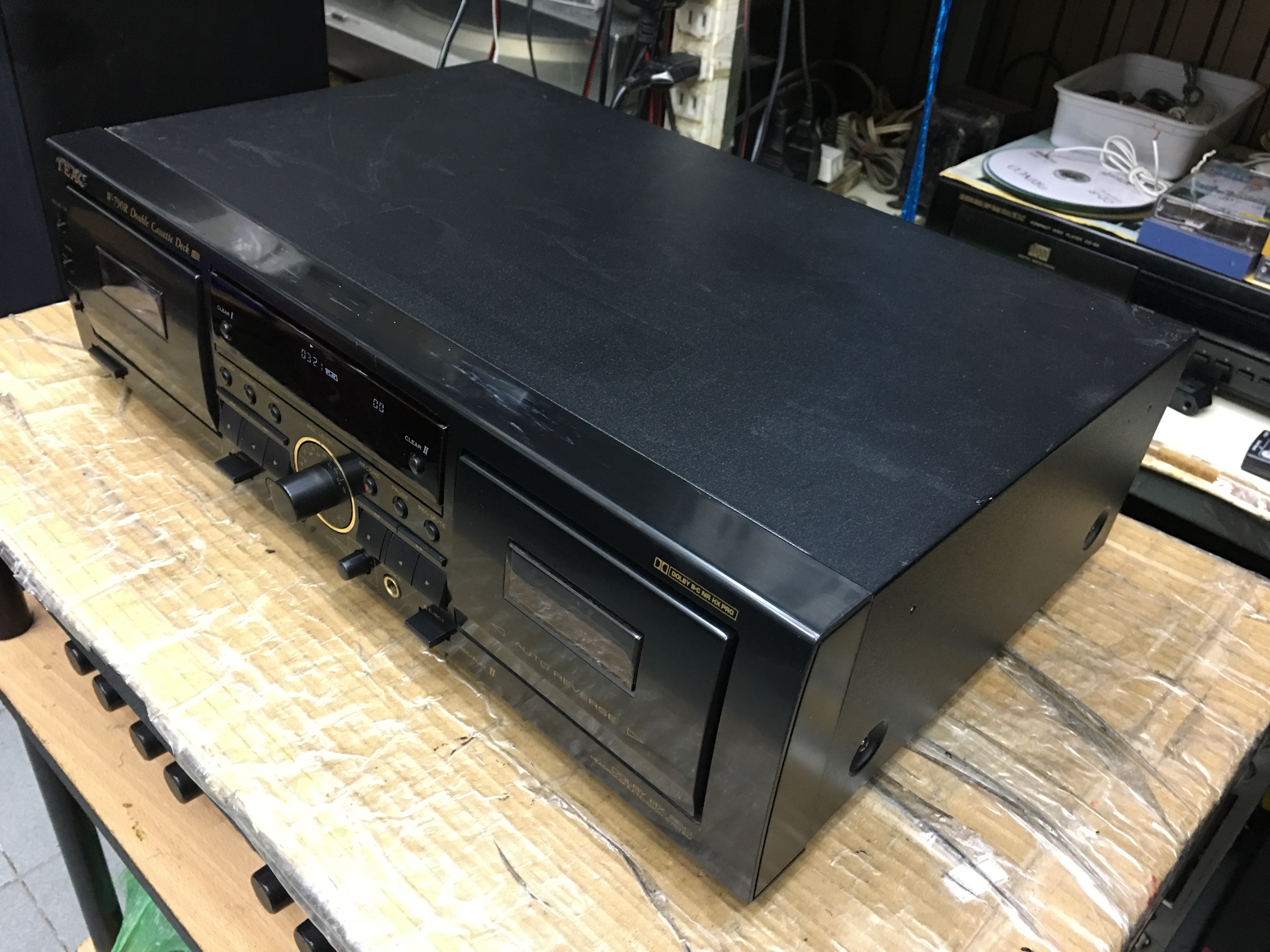 TEAC W-790R Double Cassette Deck