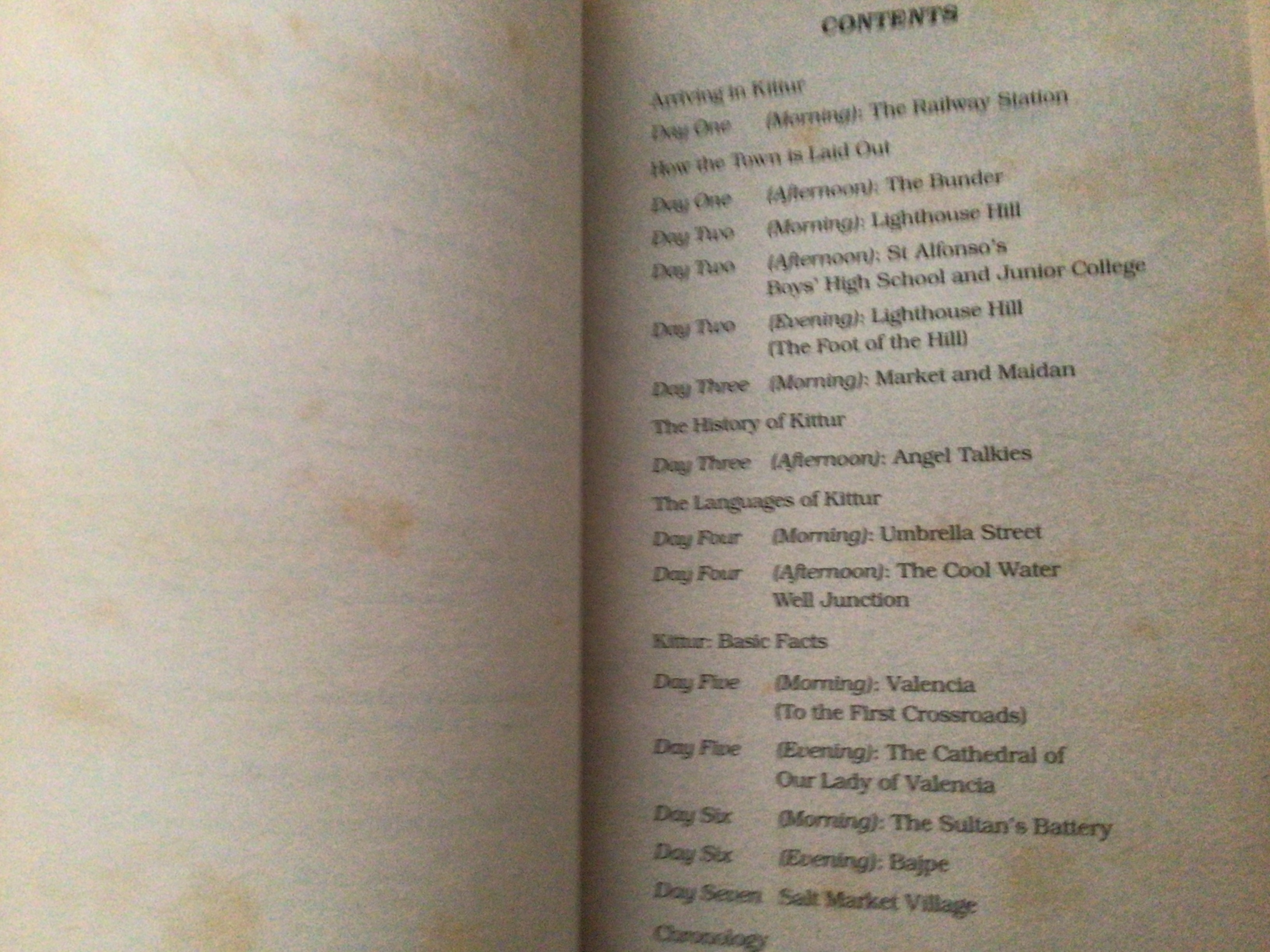 Between the Assassinations by Aravind Adiga ราคา 150