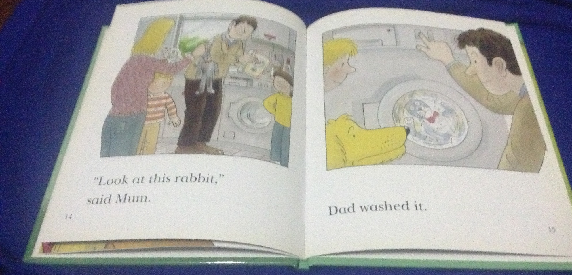 Oxford Reading Tree Read With Biff, Chip, and Kipper: First Stories: Level 3: Poor Old Rabbit ราคา 70
