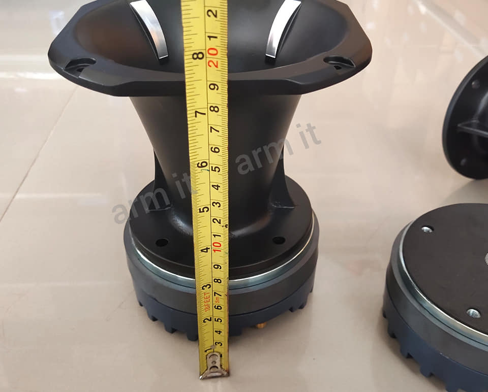 เสียงแหลม 6.5" ปากอลูมิเนียม 155x155 mm. แม่เหล็ก 135x17 mm. วอยซ์ 51 มิล