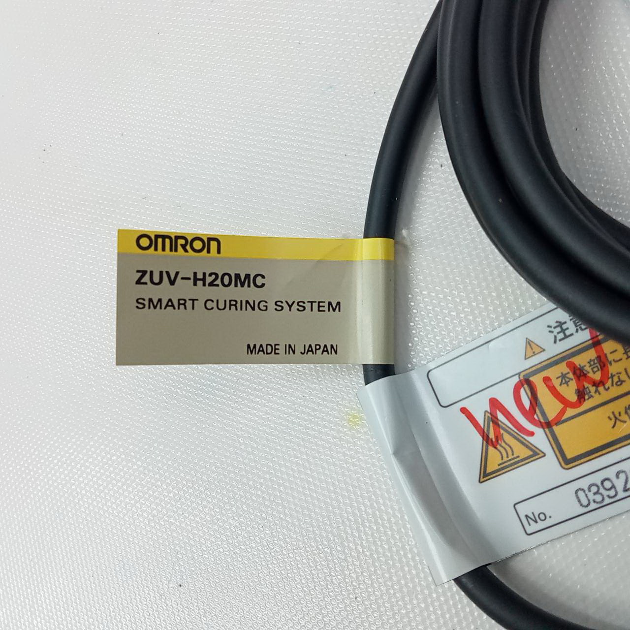 UV-LED Head Omron รุ่น ZUV-H20MC, 2M.