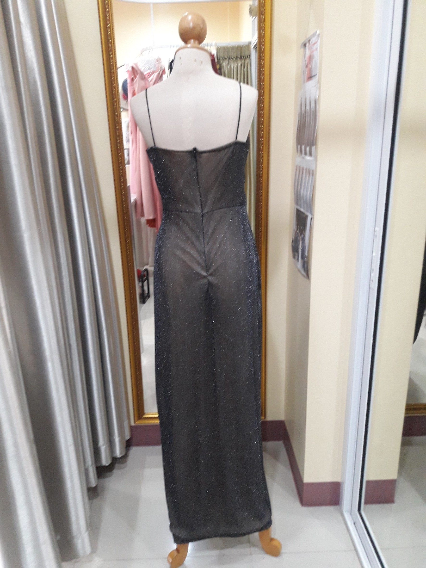 (PRE-LOVED) ชุดราตรีสายเดี่ยว gliter(S) มือ2