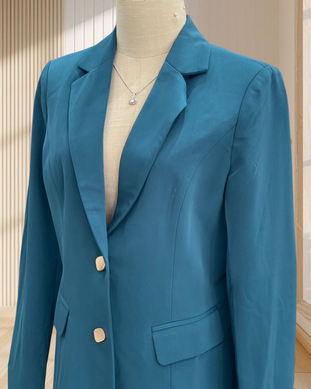 สูทผู้หญิง สีฟ้าน้ำทะเล 2กระดุม ไซส์ L