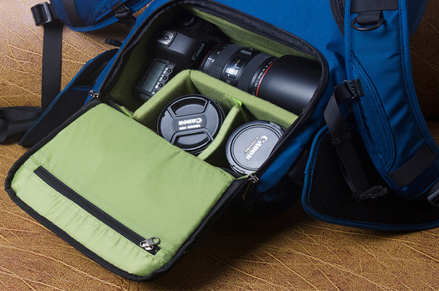 กระเป๋ากล้องสะพายหลัง Backpack รุ่น TD302048 สามารถใส่กล้อง เลนส์ ขาตั้งและเสื้อผ้าได้