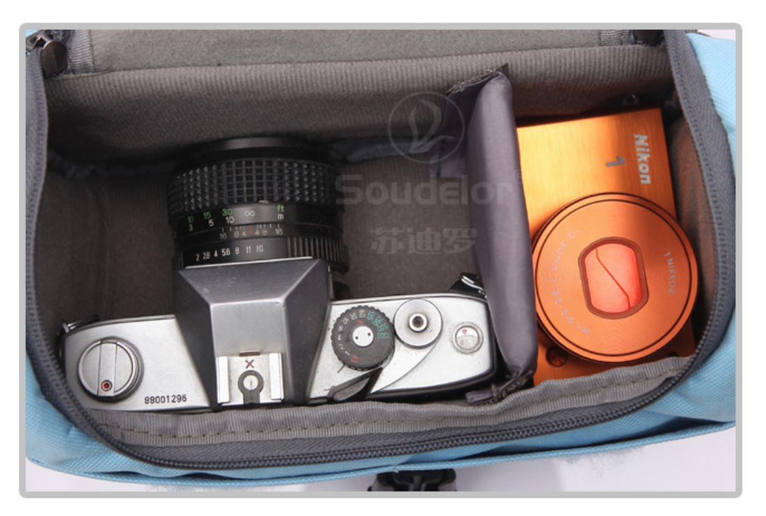 กระเป๋ากล้องยี่ห้อ Soudelor รุ่น D1105 สำหรับกล้องมิลเลอเลส DSLR ทุกรุ่น
