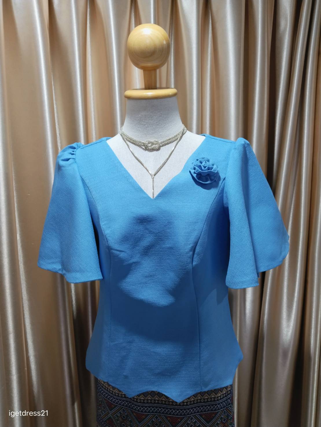 เสื้อผ้าไหม36