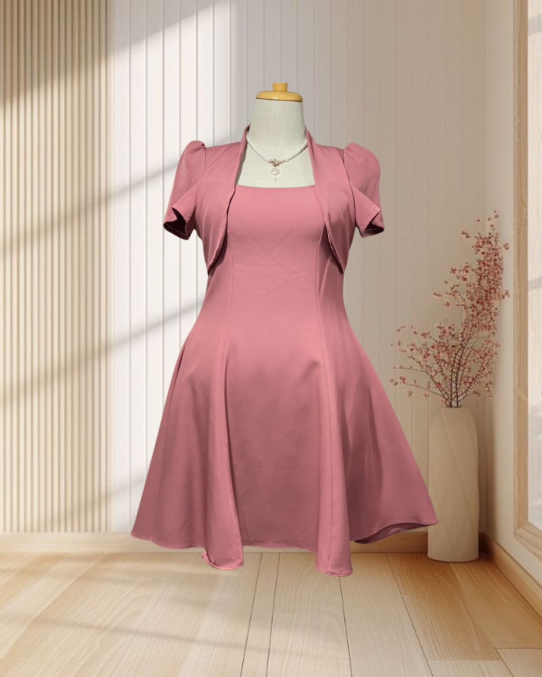 (PRE-LOVED) ชุดราตรีสั้นสีชมพู เสื้อคลุมหลอกผ้าโคโค่ ไซส์ 2XL