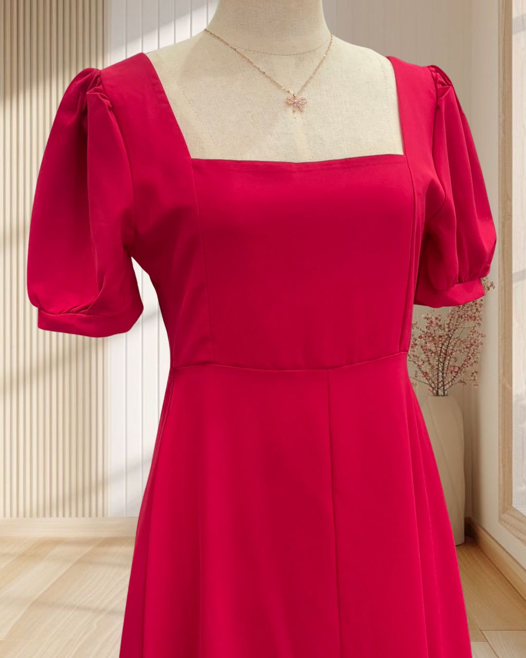 (PRE-LOVED) เดรสสั้นสีแดงสด แขนตุ๊กตา ผ้าทิ้งตัว ไซส์ M