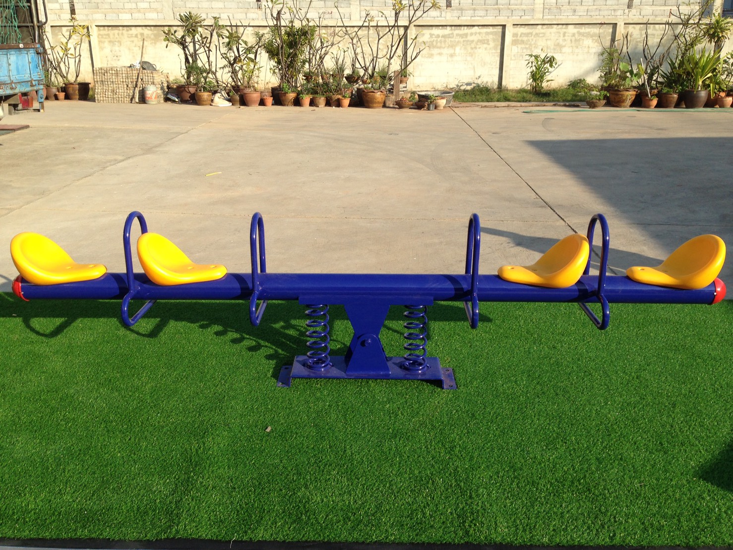 ไม้กระดกสปริง 4 ที่นั่ง สีน้ำเงิน