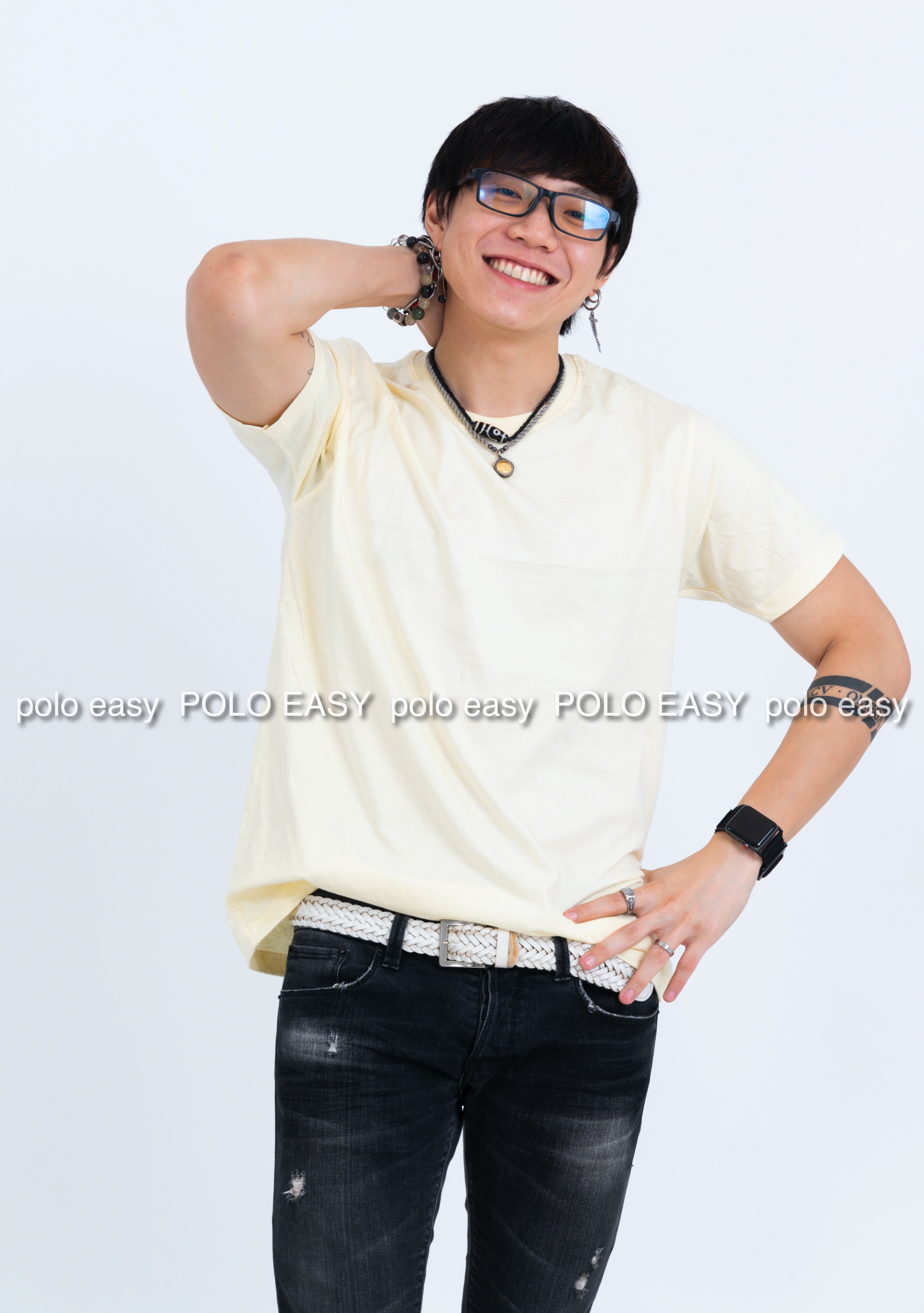 L เสื้อยืด สีครีม คอกลมแขนสั้น Size L แขนสั้น