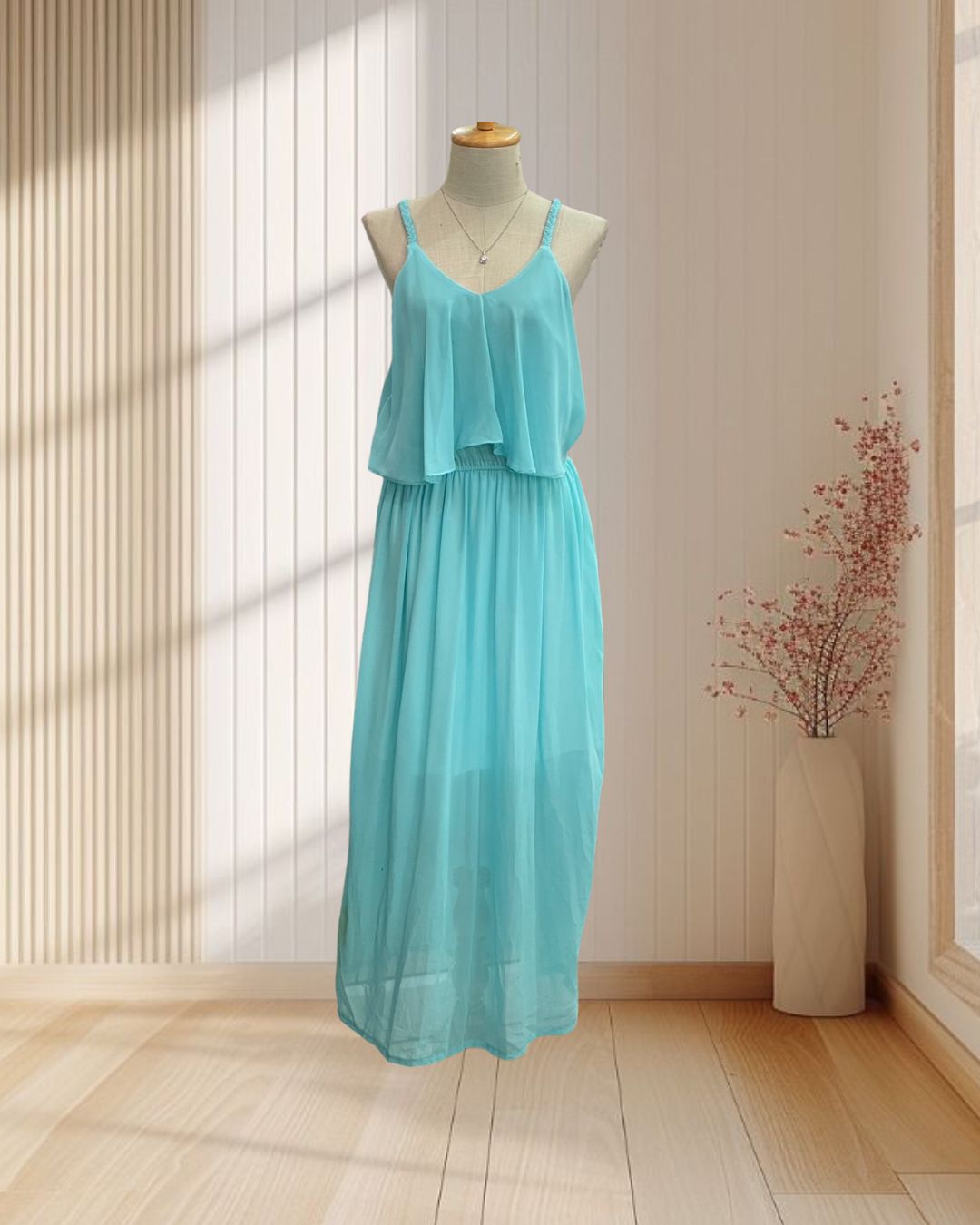 เดรสยาวสีฟ้า สายเดี่ยว แต่งระบาย ผ้าชีฟอง ไซส์ L