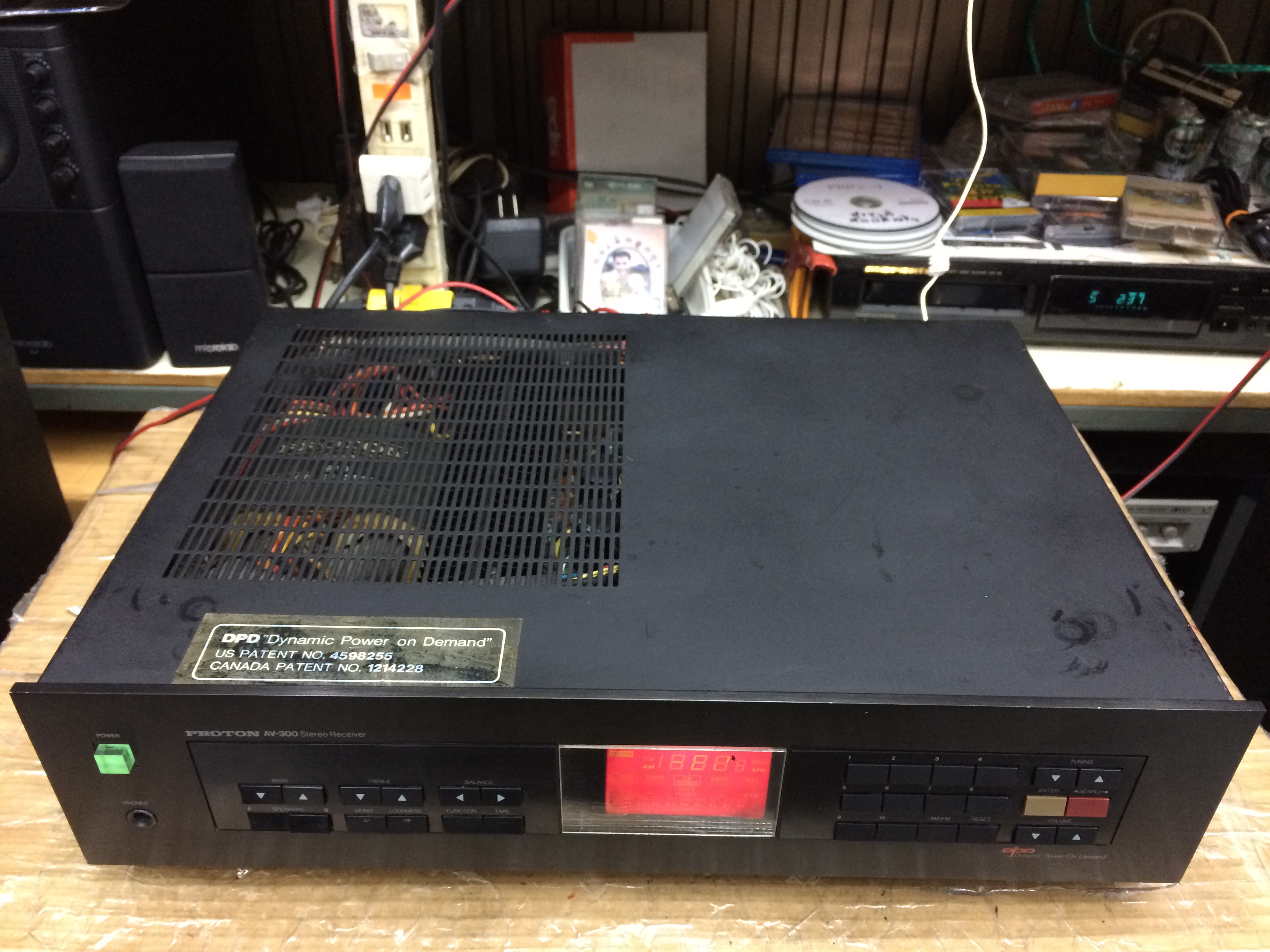 Proton AV-300 Stereo Integrated Amplifier