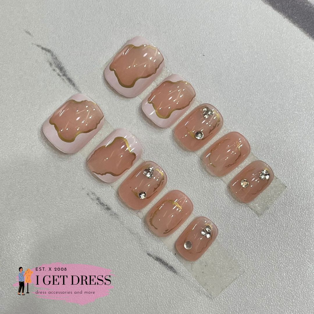 เล็บปลอม