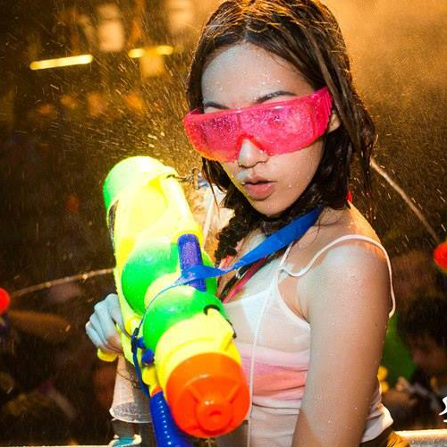 แว่นกันน้ำสงกรานต์ เลือกสีได้