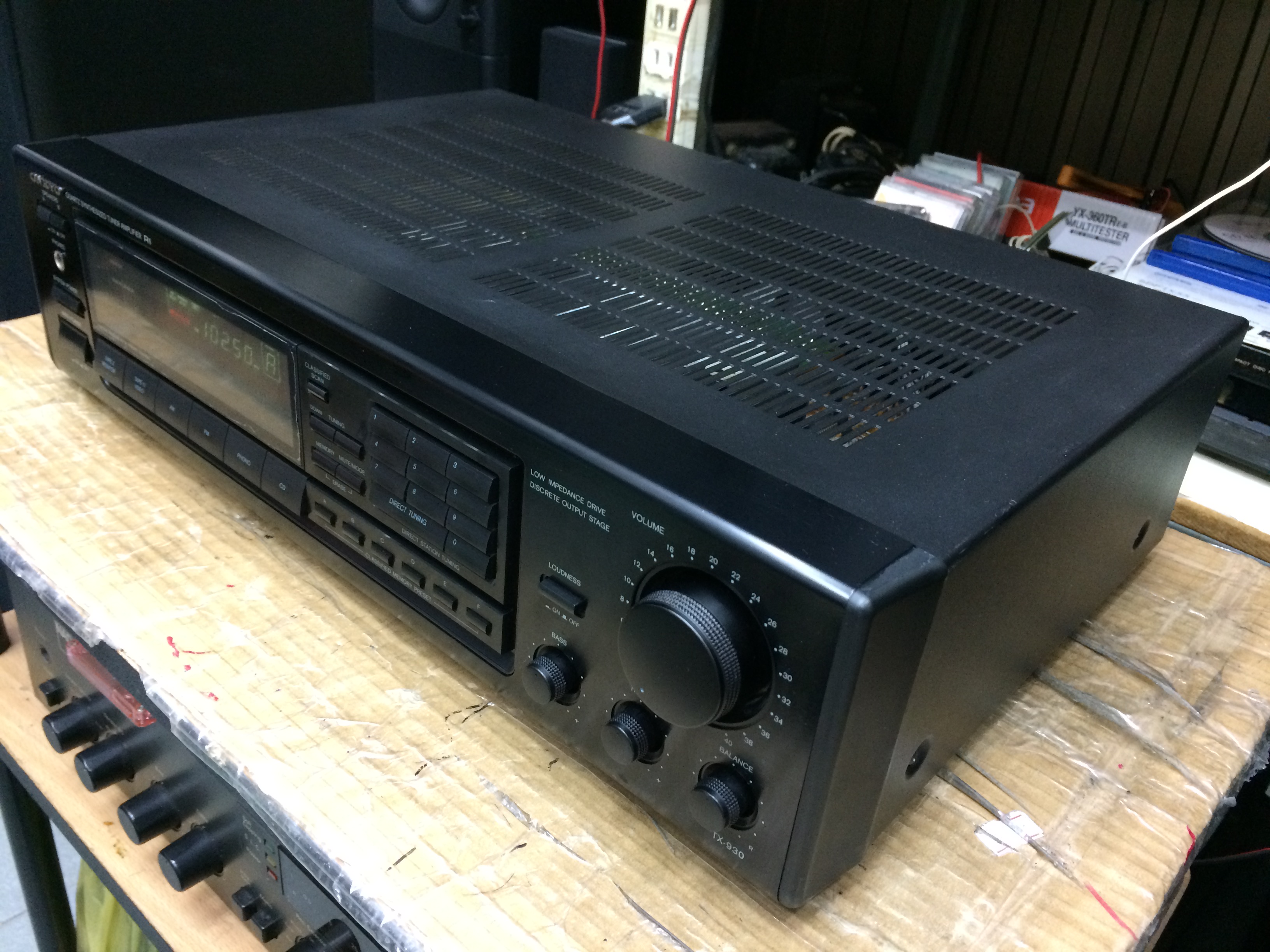 Onkyo TX-930 Quartz Synthesized Tuner Amplifier