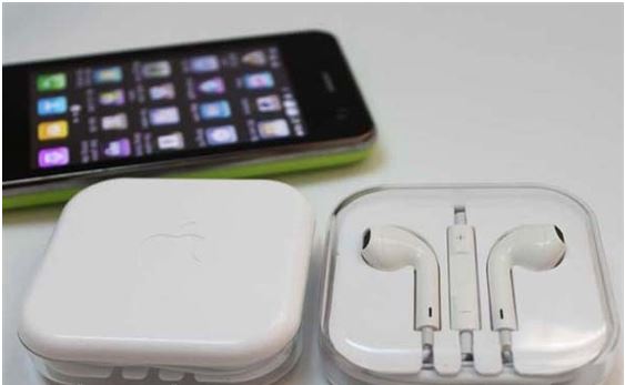 หูฟังสมอลทอล์ครองรับ iPad/iPhone/iPod สีขาว พร้อมที่เก็บ