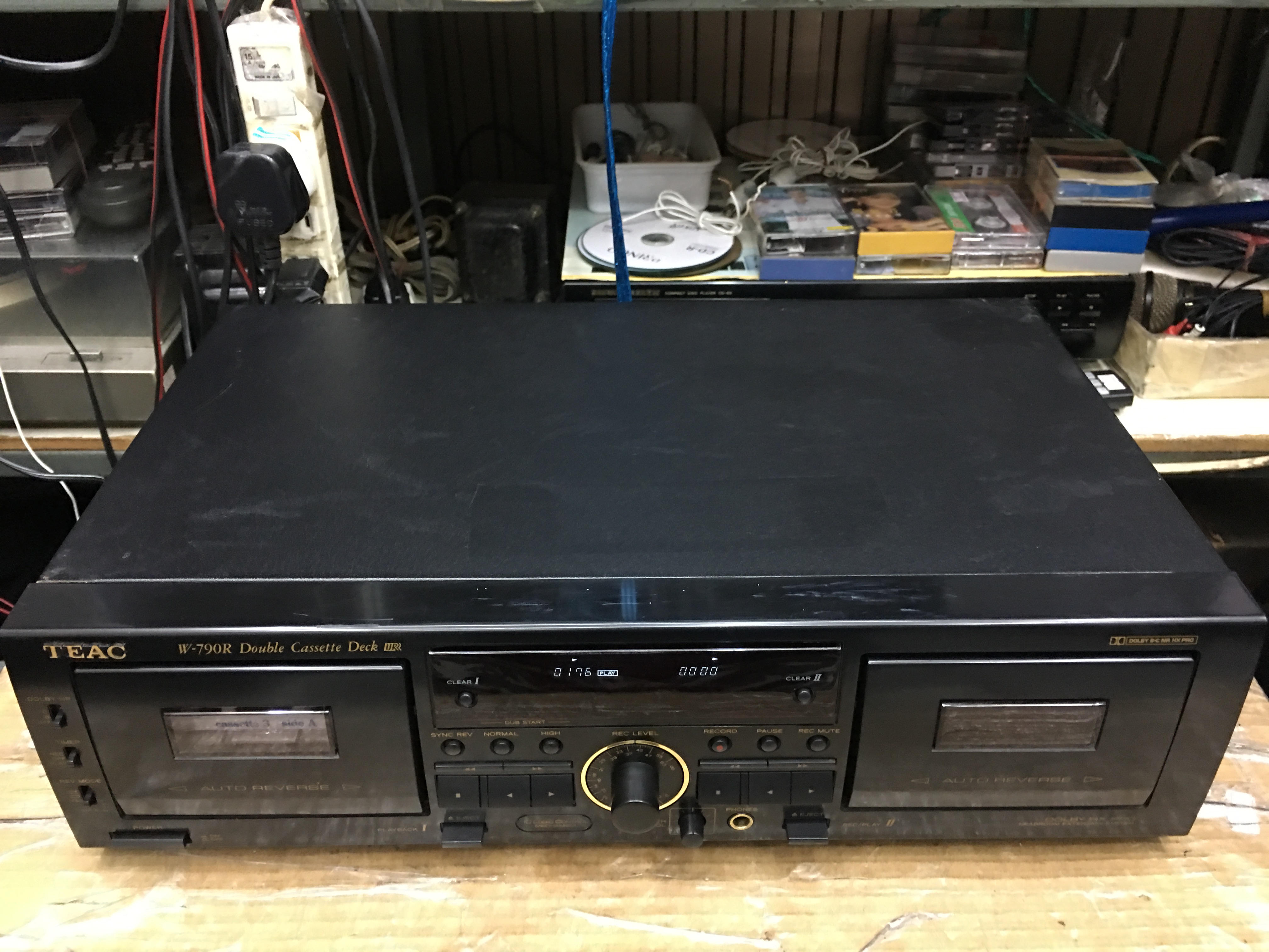 TEAC W-790R Double Cassette Deck