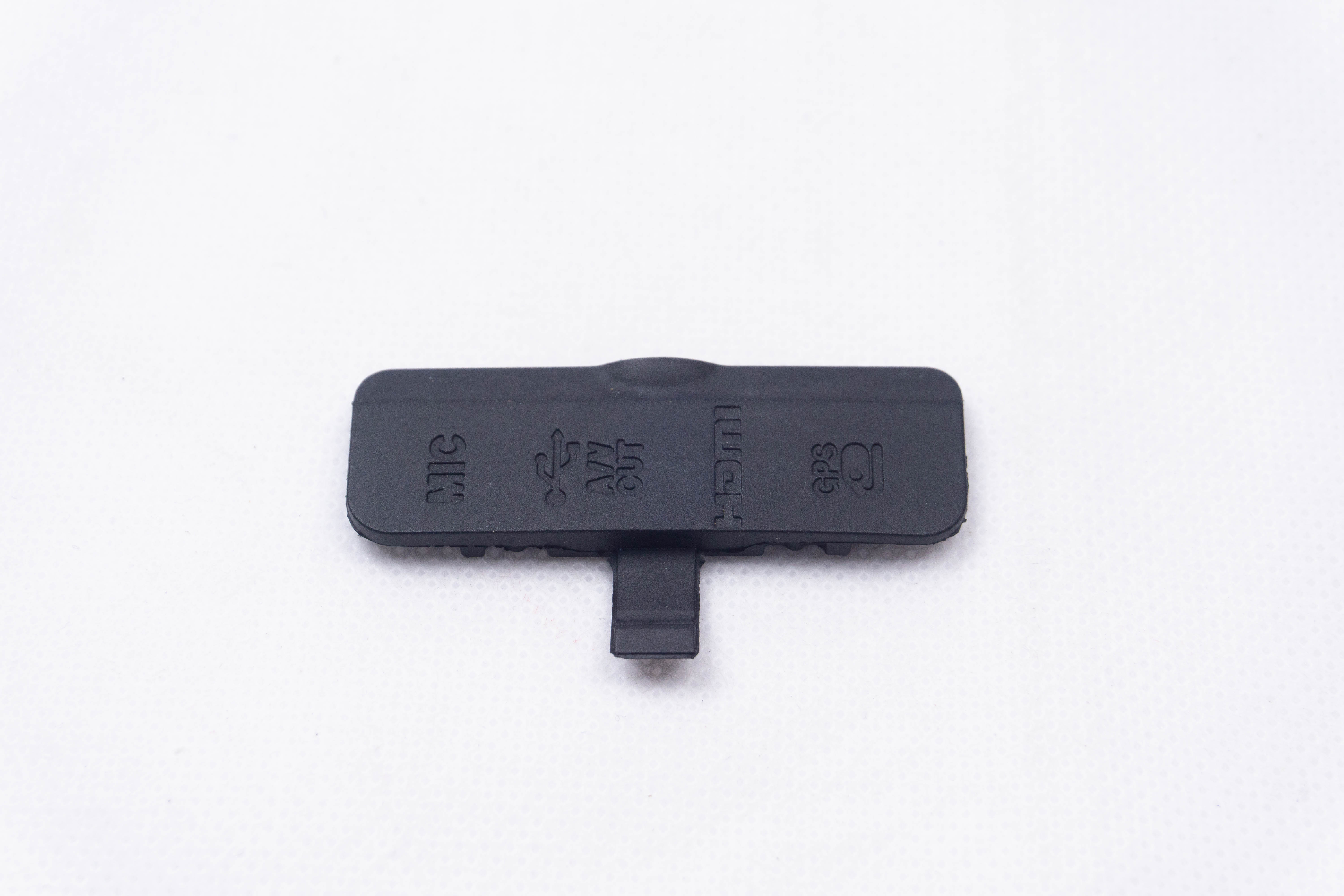 ยางปิดช่อง USB Nikon D3200 สินค้าตรงรุ่น สามารถติดตั้งแทนที่เดิมได้เลย