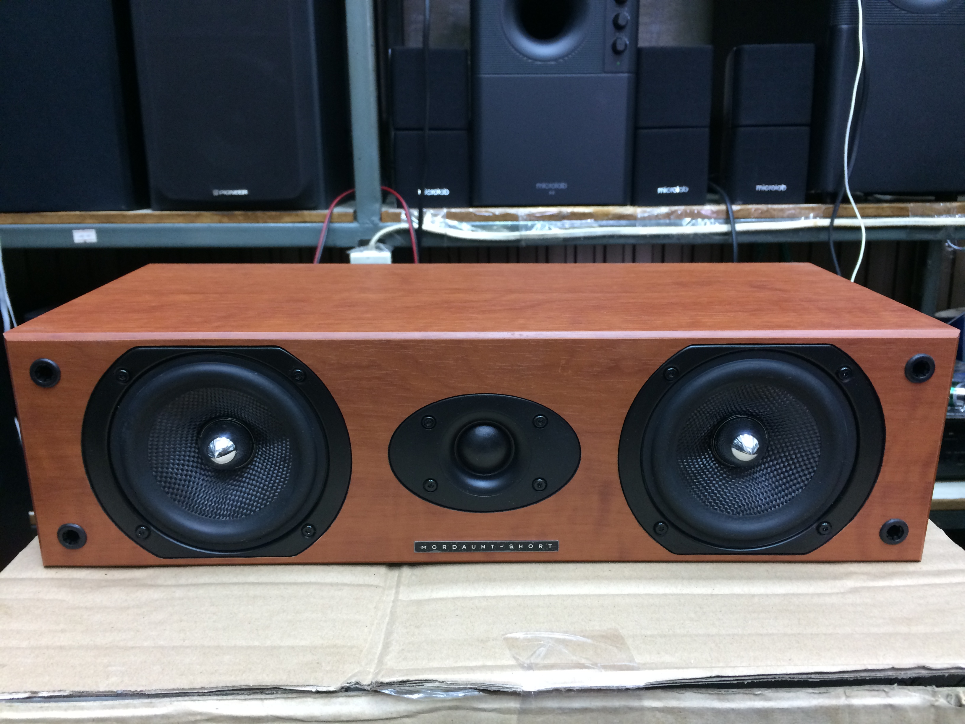 Mordaunt Short Carnival 5 Center Speaker