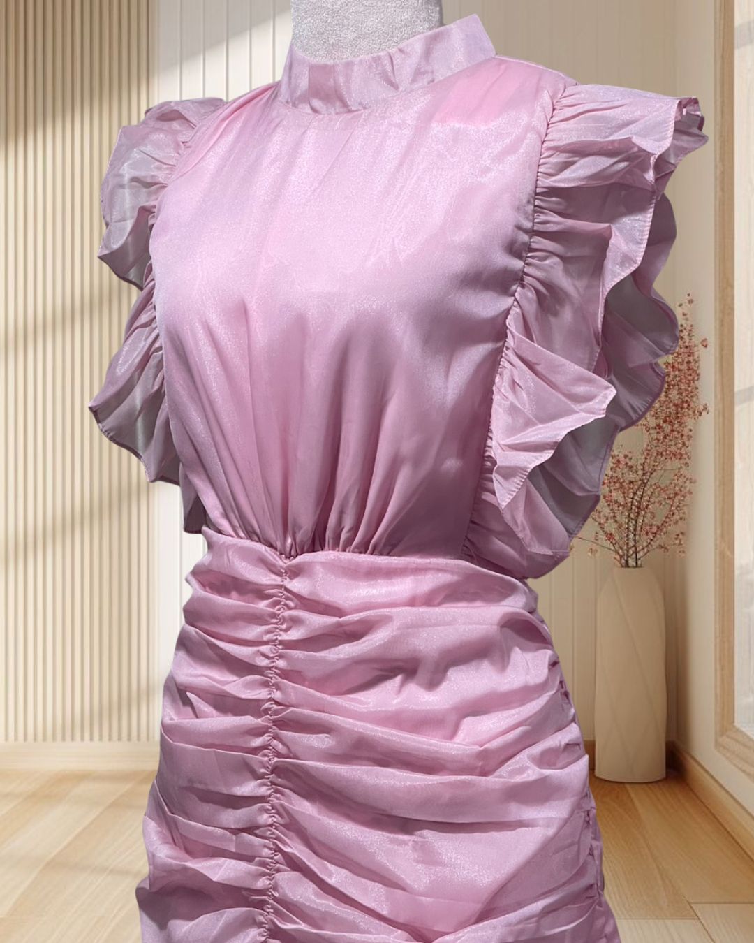 (NEW) เดรสสั้นสีชมพู แขนกุด แต่งปกระบาย กระโปรงขยุ้ม ไซส์ XL