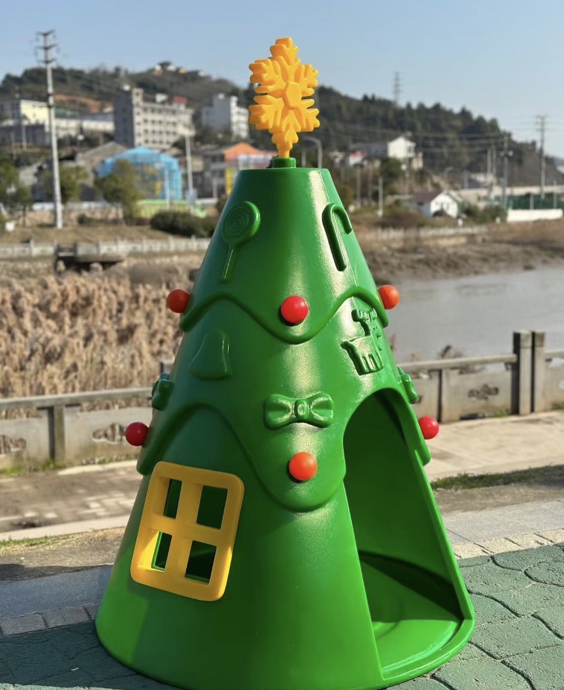 บ้านน้อย ต้นคริสต์มาสหรรษา Christmas