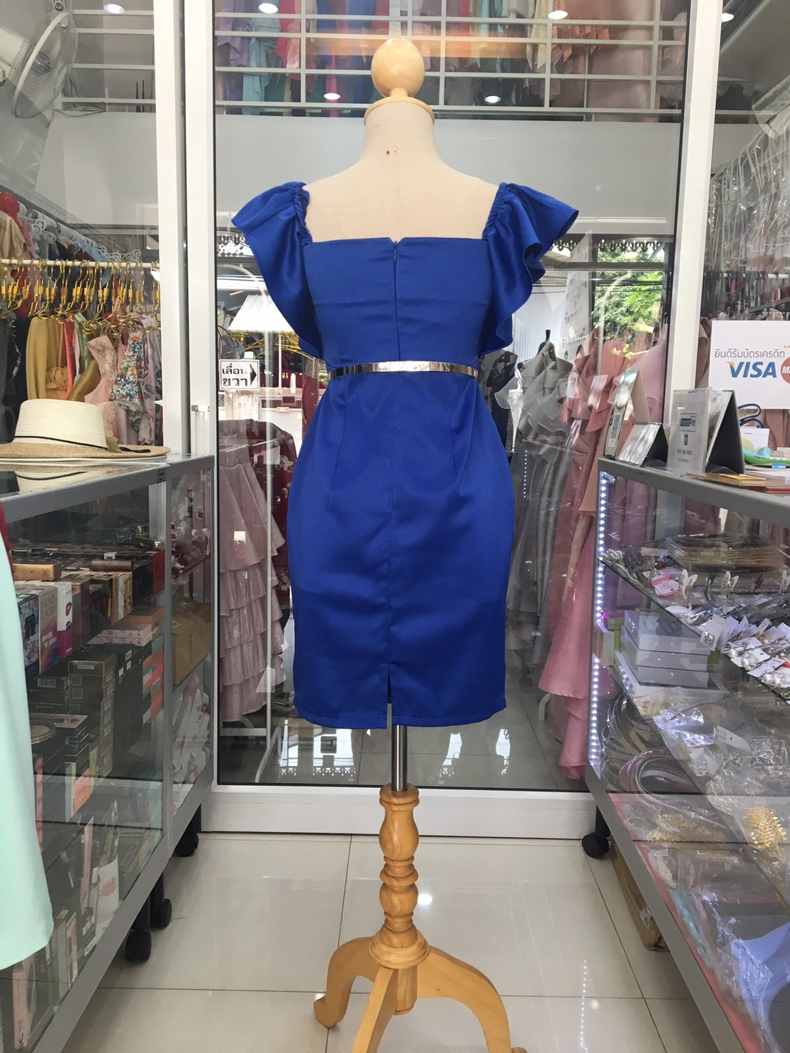 (PRE-LOVED) ราตรีสั้นสีน้ำเงินปาดไหล่แขนระบาย (S)