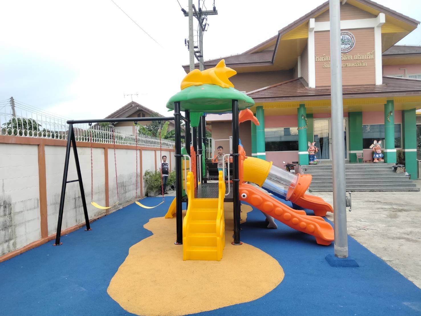 ชุด เจ้าปลาหมึกกับกบน้อยพร้อมชิงช้า เครื่องเล่นสนามขนาดใหญ่ราคาสุดคุ้ม