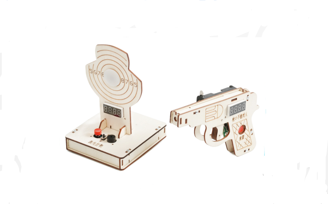 ปืนเลเซอร์พร้อมเป้านับคะแนน