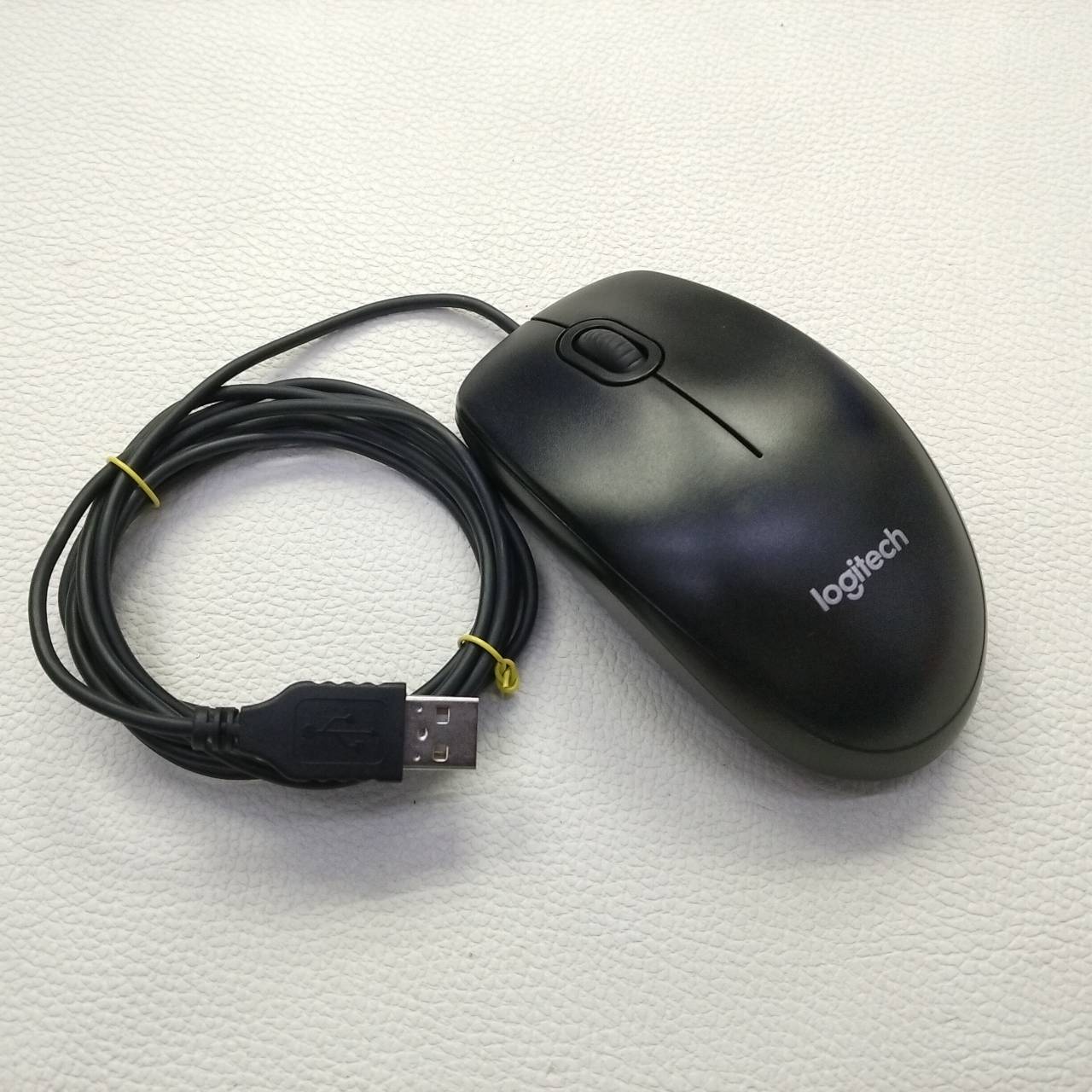 Mouse Logitech รุ่น B100
