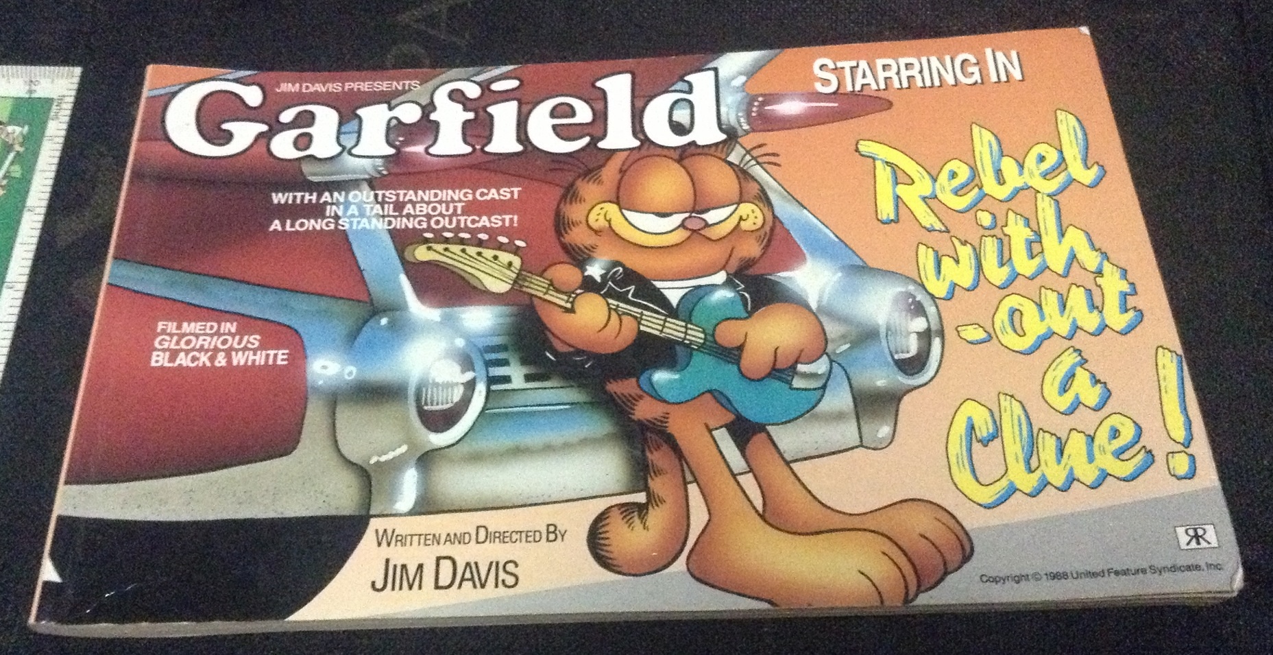 Garfield Landscape Books: Rebel Without a Clue (Garfield Landscape Books) by Jim Davis ราคา 150