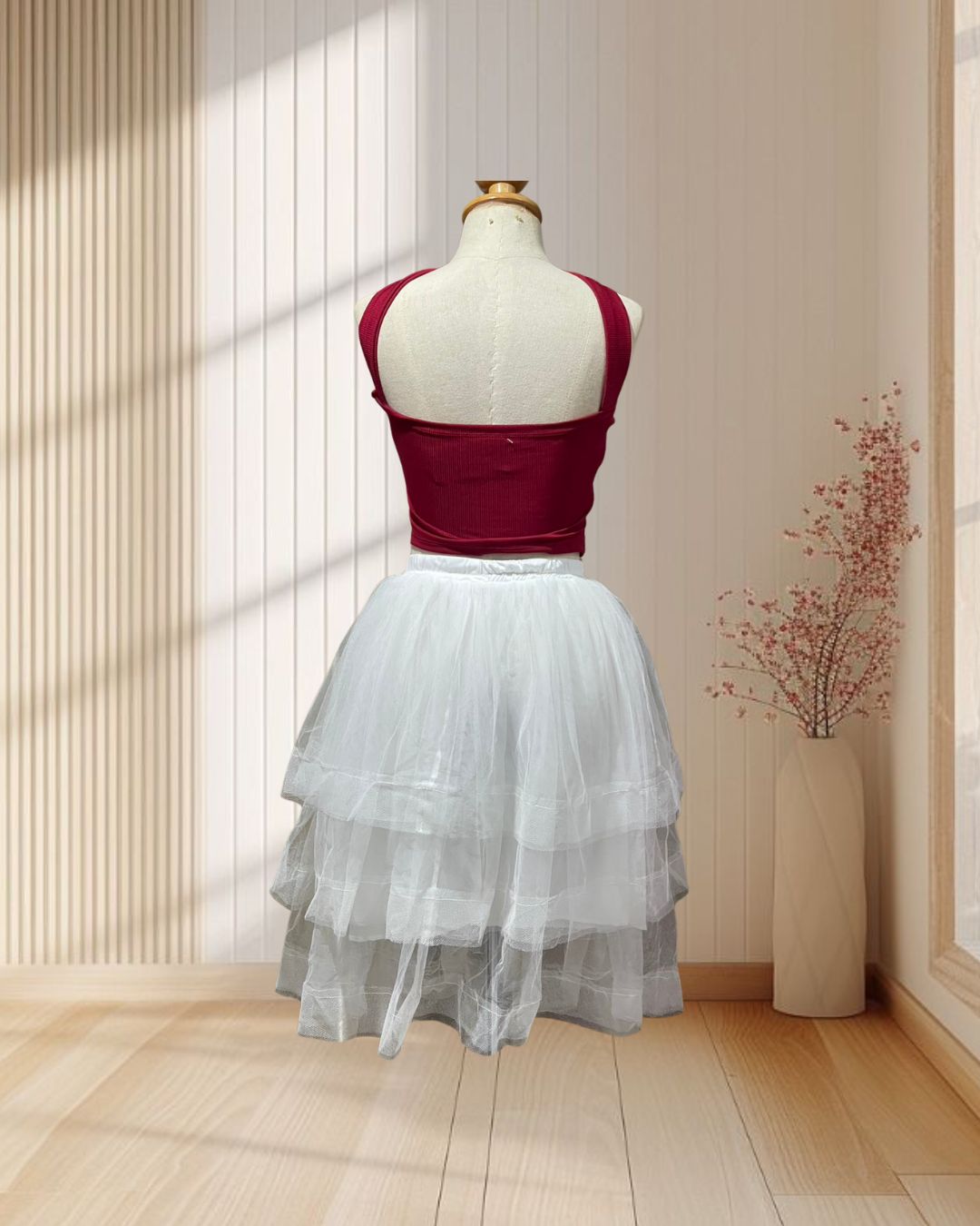 (PRE-LOVED) เสื้อครอปแฟชั่นสีแดงคล้องคอผ้ายืด ไซส์ S (เฉพาะเสื้อ)