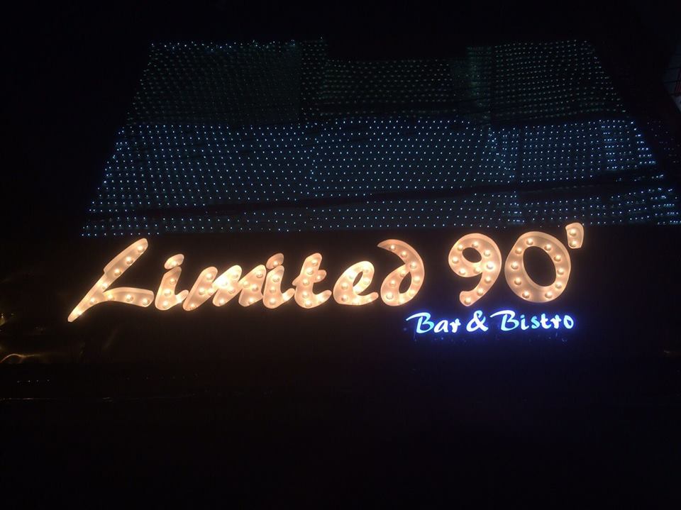 อักษรติดไฟปิงปอง #limited90 #bar & #bistro ติดตั้งป้ายจังหวัดปทุมธานี
