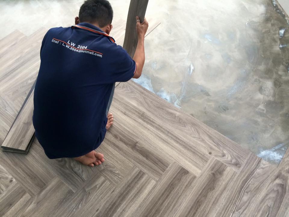 กระเบื้องยางลายไม้