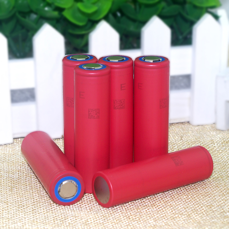 ถ่านชาร์จ แบตเตอรี่ UltraFire Battery Panasonic Sanyo NCR18650GA Rechargeable เบอร์ 18650 3.7v ขนาด 3500 mAh (10A) หัวแบน (ของแท้ 100% Original Made in Japan)