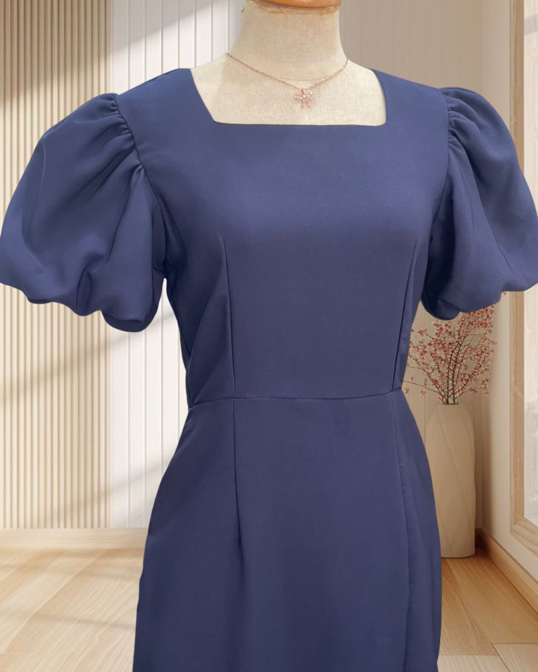 (PRE-LOVED) ราตรีสั้นสีกรม แขนบอลลูน กระโปรงทรงสอบ ไซส์ S