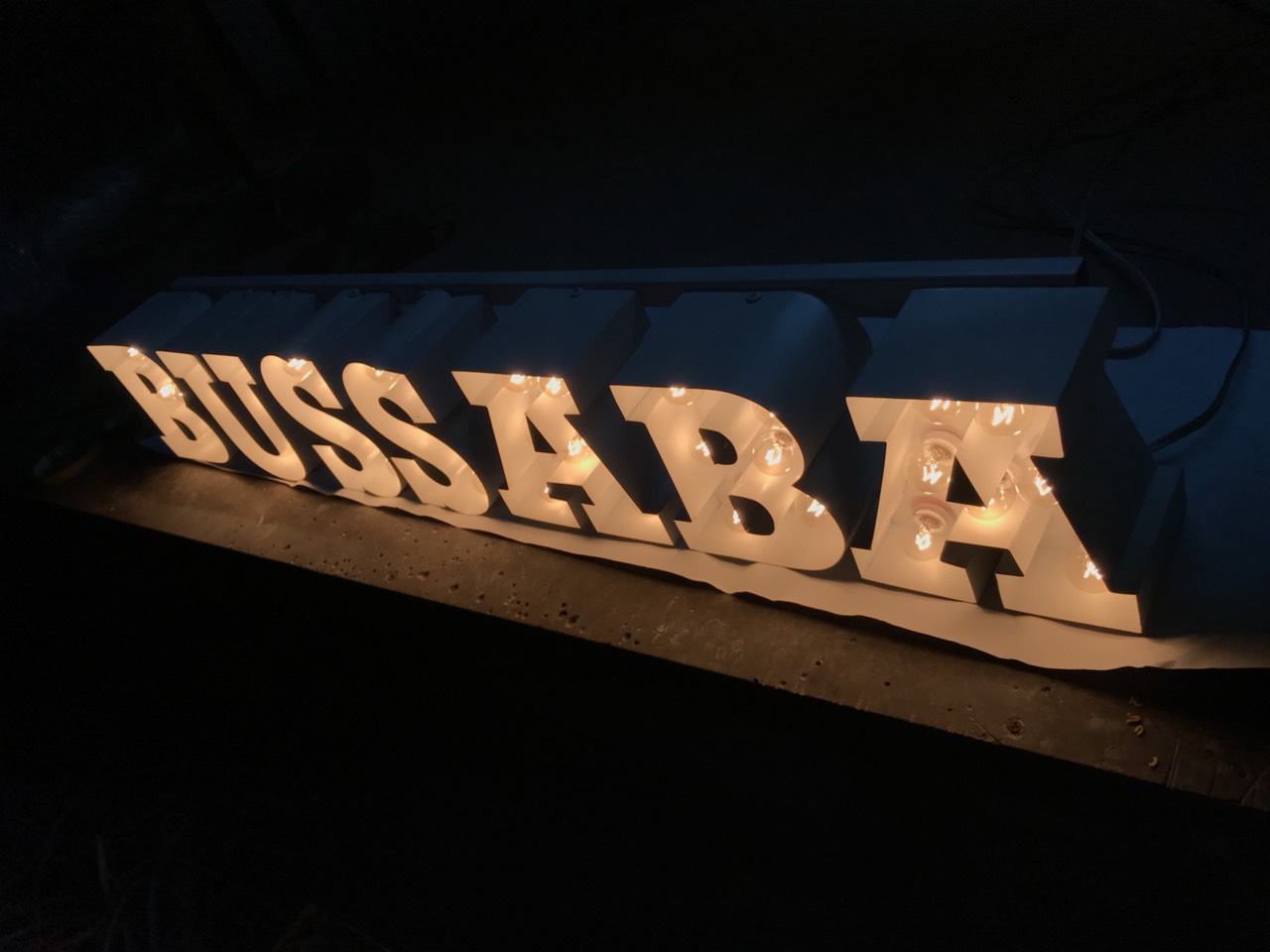 ป้ายไฟปิงปอง #BUSSABA ติดตั้งป้าย จังหวัดปราจีนบุรี