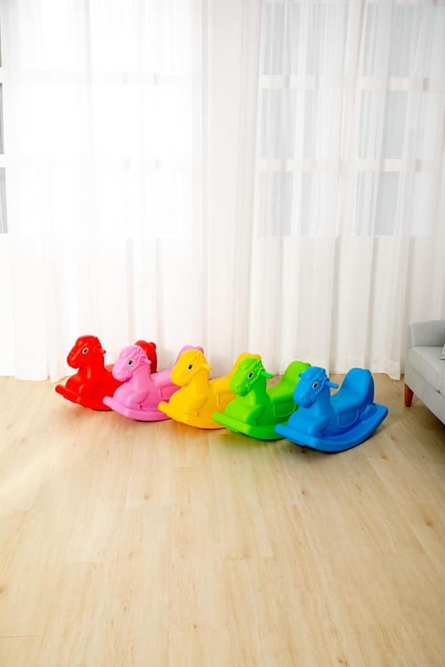 โยกเยกม้า ม้าโยกเยก