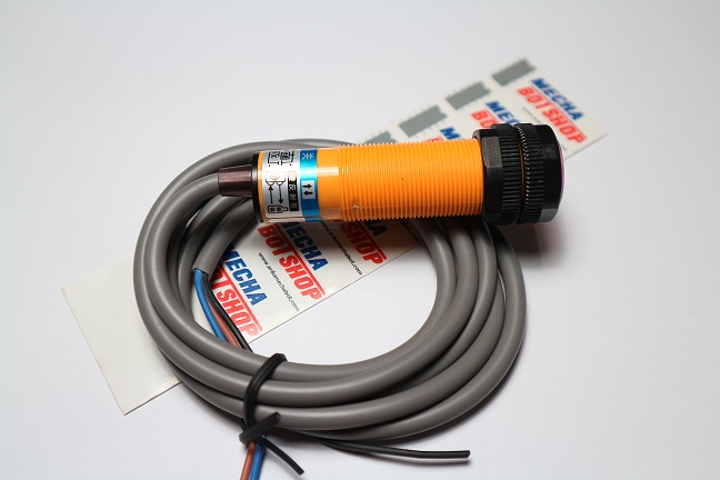 Proximity Sensor E3F-DS30C4 12V24V (สีเหลือง)