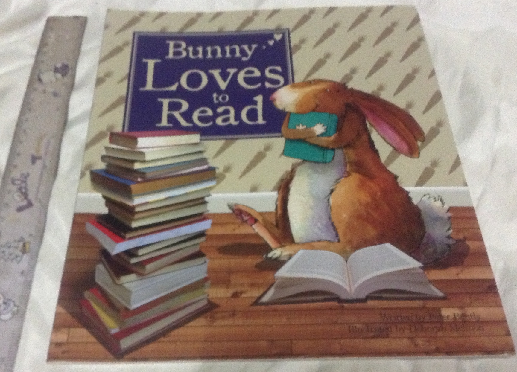 (4แถม4) Bunny Loves to Read by Peter Bently, Deborah Melmon (Illustrator) ราคา 105