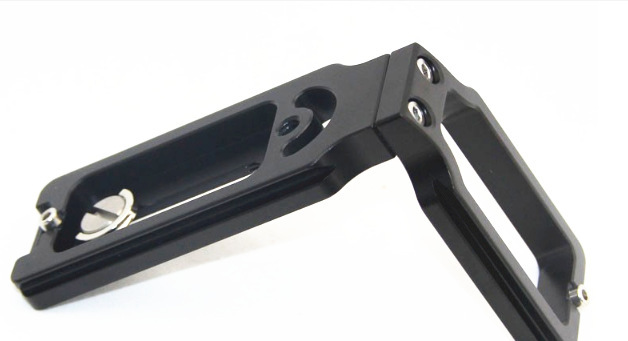 เคสกล้องอลูมิเนียม MPU105 Quick Release L Plate Bracket for Canon 70D 60Da 5Ds 6D 7D 5D Mark II/III