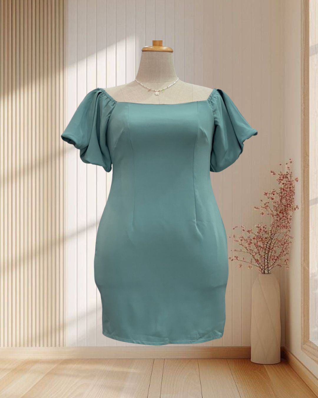 ราตรีสั้นสีเขียวมิ้นท์ แขนบอลลูน เข้ารูป ไซส์ 2XL