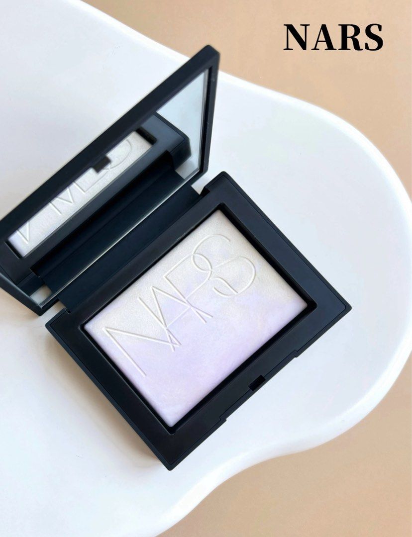 แป้งนาร์ส NARS Light Refllecting Prismatic Powder-Pressed 10g #Aurora