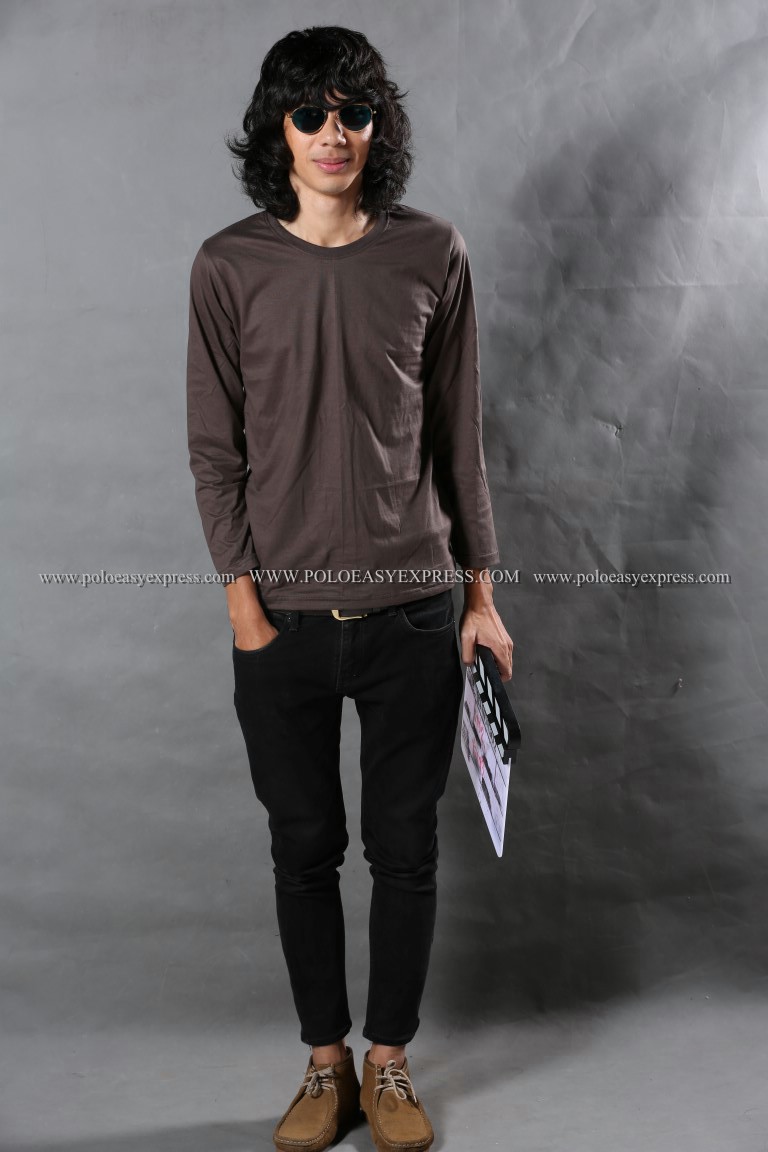 เสื้อยืด สีเทาเข้ม คอกลม แขนยาว Size XL