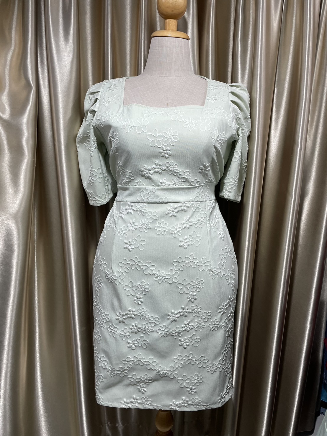 ชุดราตรีสั้นสีเขียวมีแขน4XL