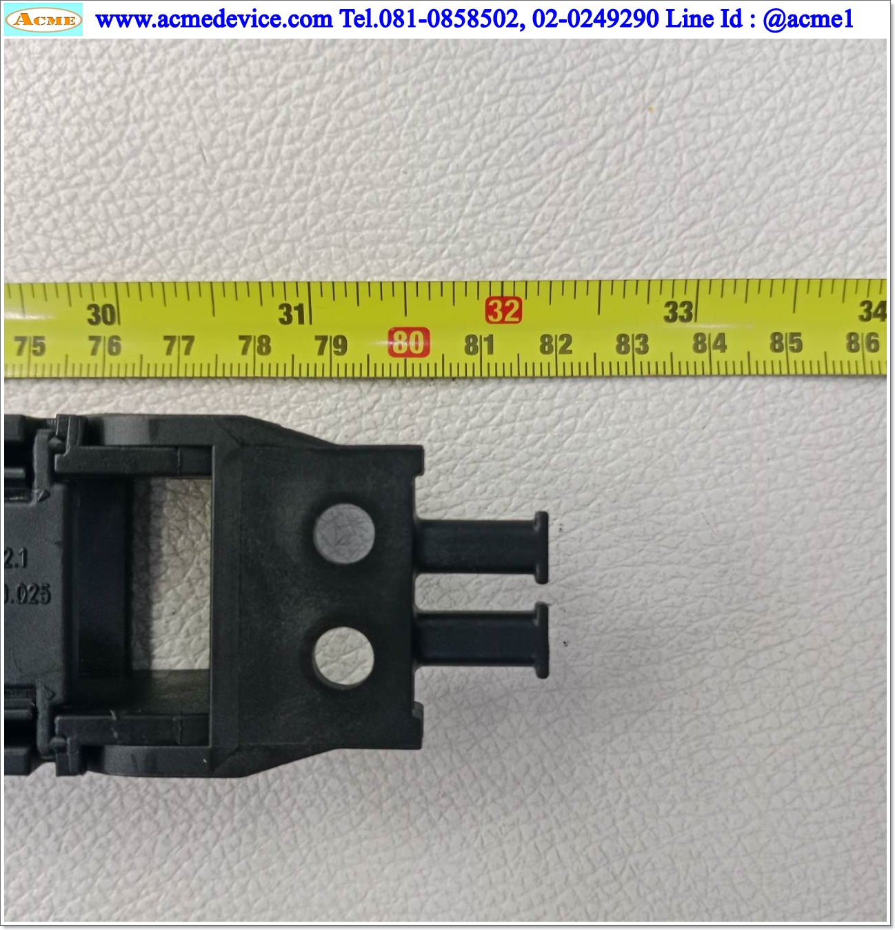 กระดูกงู Igus รุ่น 1500.025.035.0, ขนาด 39 x 820 x 28 mm.