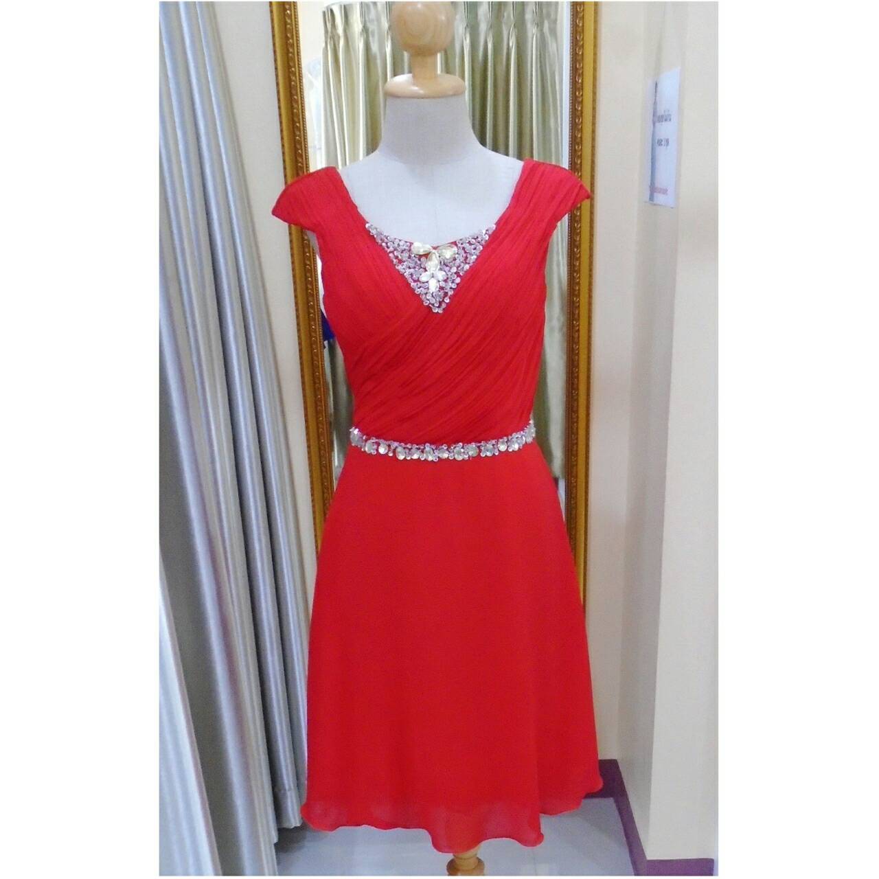 ราตรีสีแดงแต่งเพชรอกเอว(ฟรีไซส์)