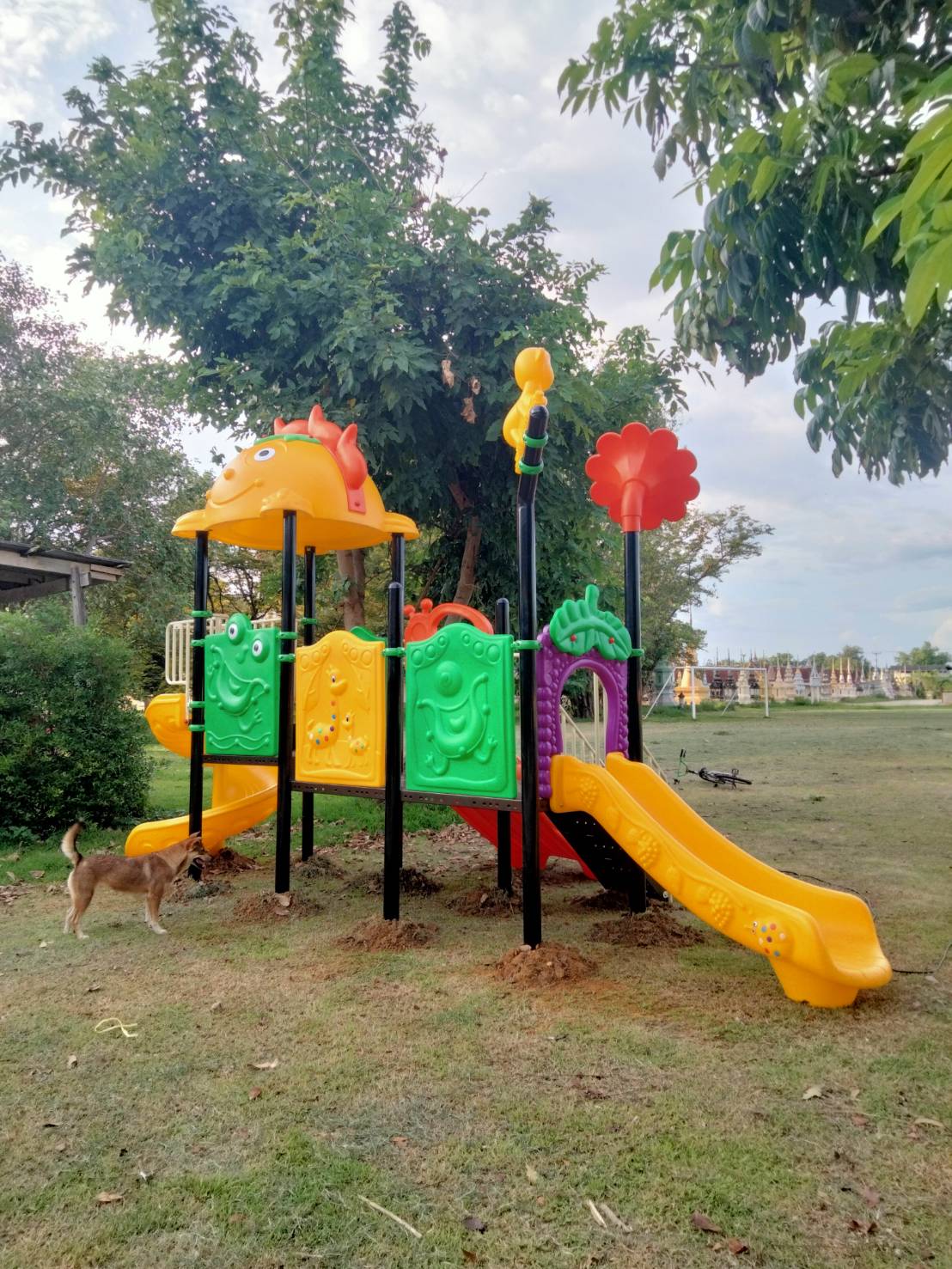 เครื่องเล่นสนาม ชุด ปราสาทผลไม้ เครื่องเล่นส่งเสริมไม่ใด้เด็กเครียด